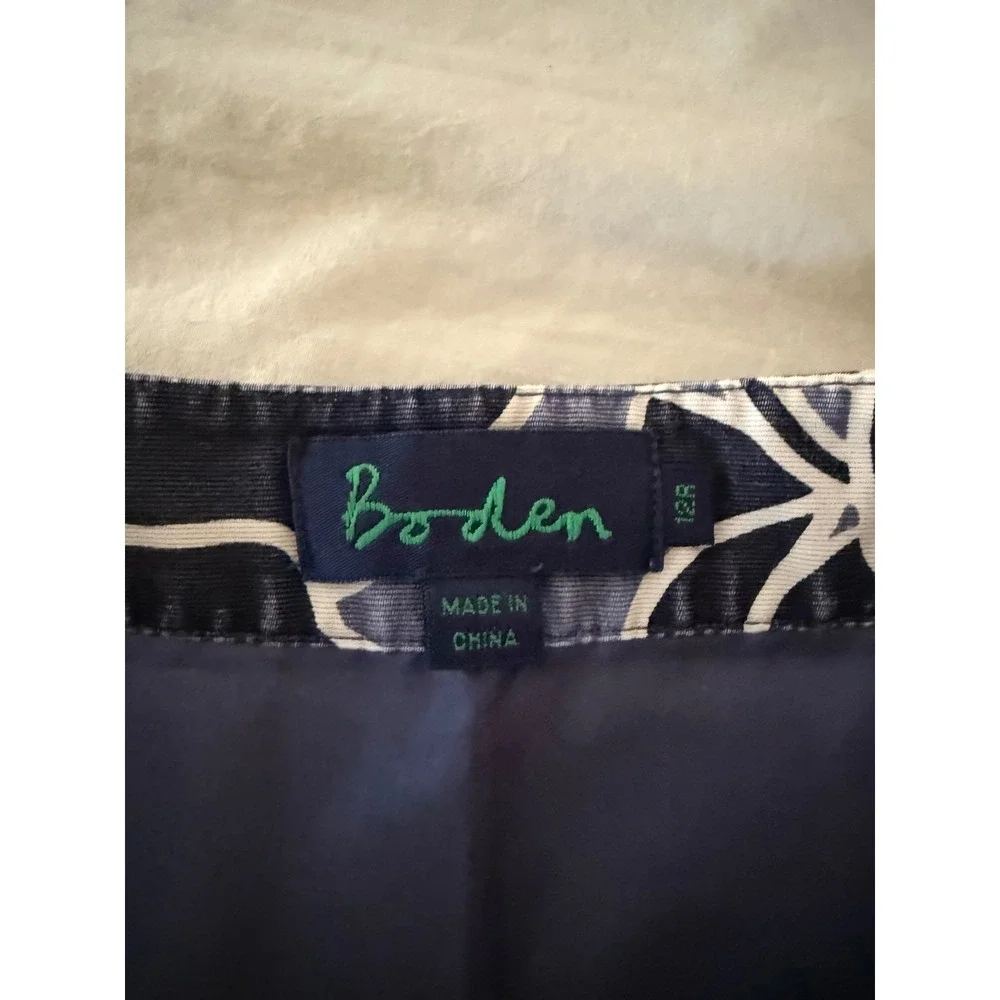 Boden Womens Navy Blue Floral Pencil Skirt Size UK 12R Coastal Preppy Summer